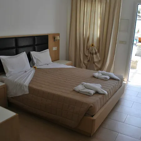 Hotell Petinaros