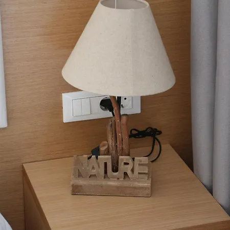 Petinaros Hotell